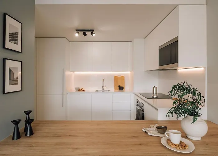 Cacela - 1 Bedroom & Balcony In Parque Nacoes * ליסבון