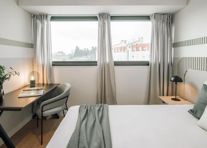 Cacela - 1 Bedroom & Balcony In Parque Nacoes ליסבון