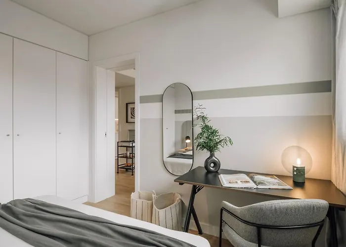 Cacela - 1 Bedroom & Balcony In Parque Nacoes דירה *