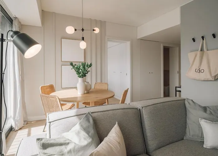 Cacela - 1 Bedroom & Balcony In Parque Nacoes דירה ליסבון
