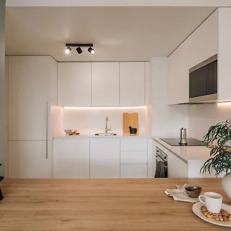 Cacela - 1 Bedroom & Balcony In Parque Nacoes * Lisbon