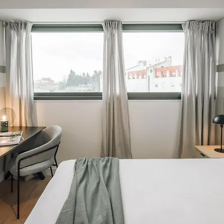 Cacela - 1 Bedroom & Balcony In Parque Nacoes Lisboa